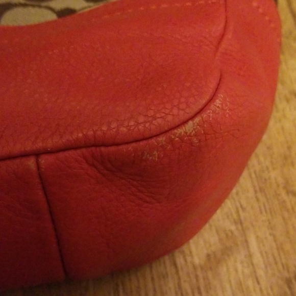 Coach - Picture 3 of 8